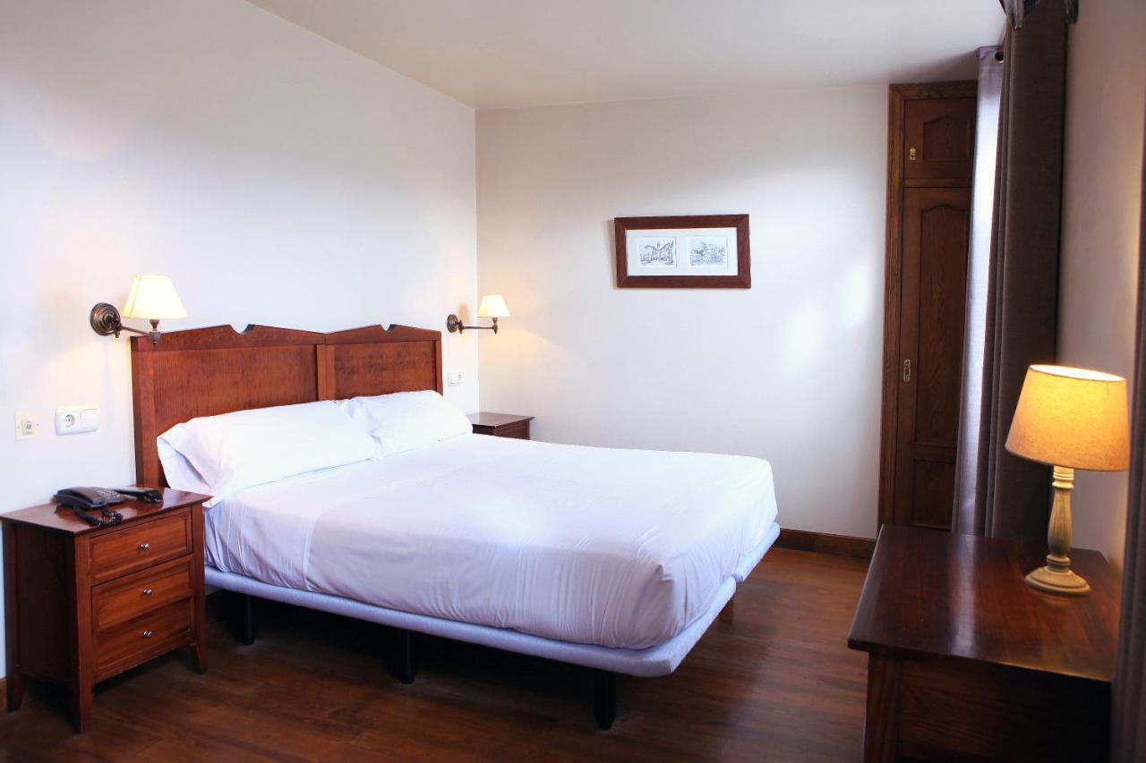 Hostal Antxitonea Элисондо Экстерьер фото
