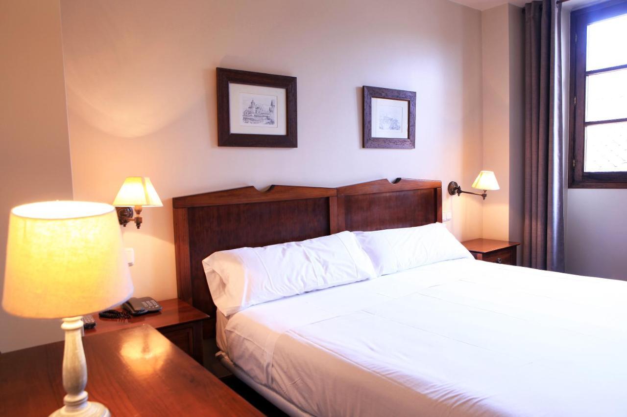 Hostal Antxitonea Элисондо Экстерьер фото