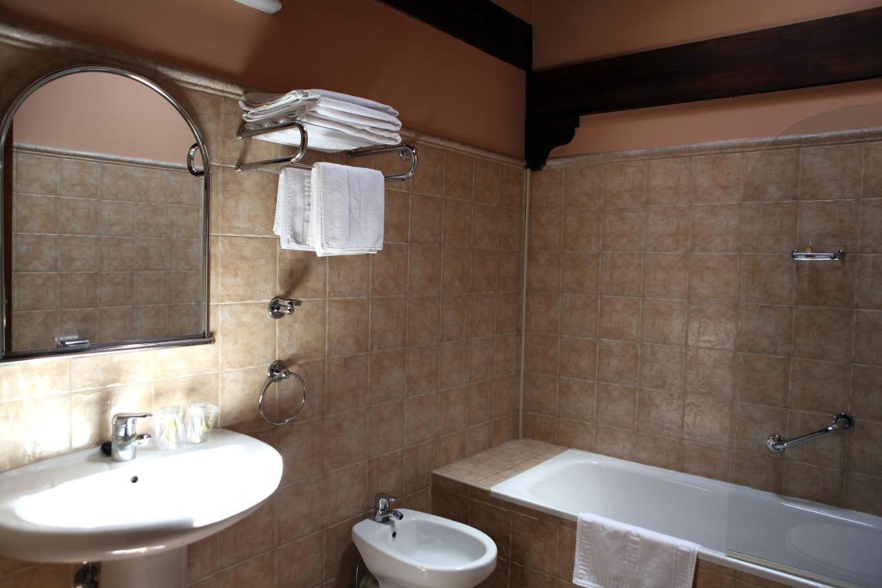 Hostal Antxitonea Элисондо Экстерьер фото