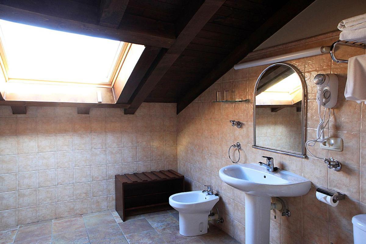 Hostal Antxitonea Элисондо Экстерьер фото