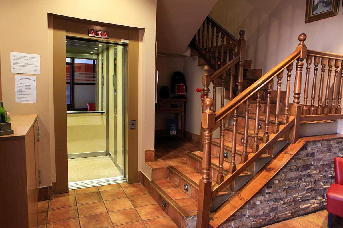 Hostal Antxitonea Элисондо Экстерьер фото
